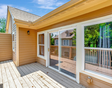 1226 E Bowersville Highway - Photo Thumbnail 16