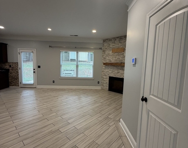 1519 Swamp Cabbage Drive - Photo Thumbnail 9