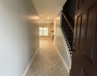 1519 Swamp Cabbage Drive - Photo Thumbnail 6