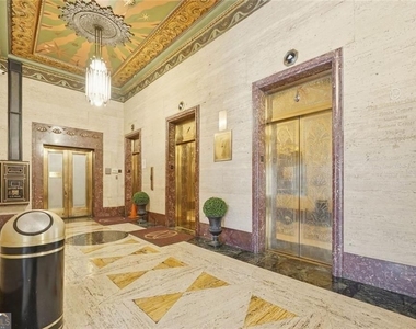 32 Peachtree Street Nw - Photo Thumbnail 1