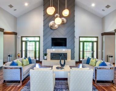 100 Pinhurst Drive - Photo Thumbnail 30