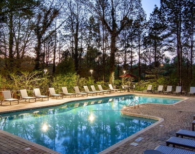 100 Pinhurst Drive - Photo Thumbnail 29
