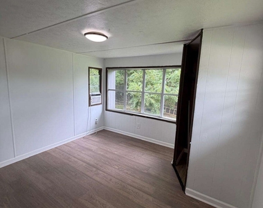 153 Commerce Lane - Photo Thumbnail 17