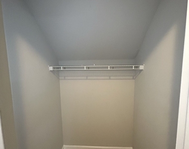 2214 Savannah Drive - Photo Thumbnail 8