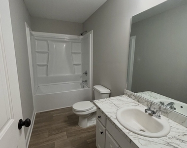 2214 Savannah Drive - Photo Thumbnail 29