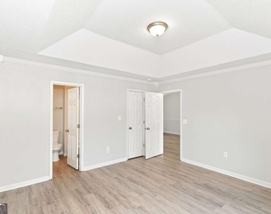 345 Bomar Lane - Photo Thumbnail 7