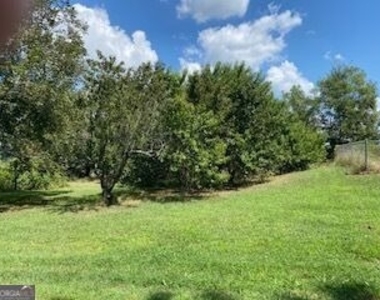 69 Thurmond Road Ne - Photo Thumbnail 8