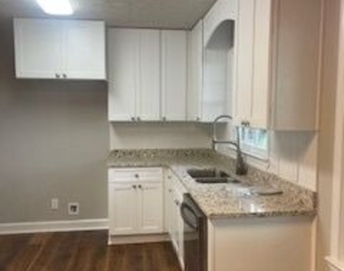 69 Thurmond Road Ne - Photo Thumbnail 11
