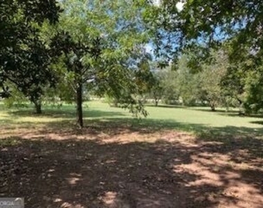 69 Thurmond Road Ne - Photo Thumbnail 4