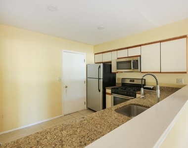 44 Whitby Cir - Photo Thumbnail 19