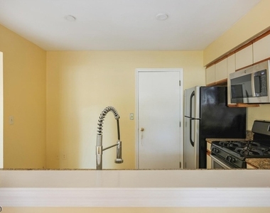 44 Whitby Cir - Photo Thumbnail 20