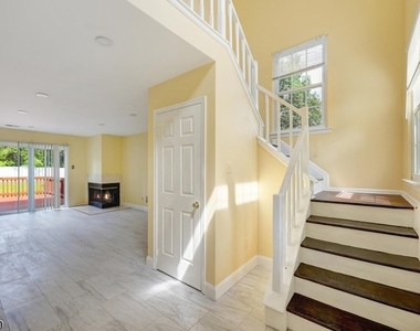 44 Whitby Cir - Photo Thumbnail 23