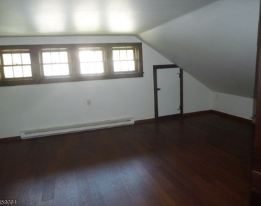 89 Asbury Rd - Photo Thumbnail 10