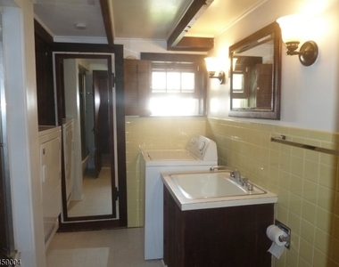 89 Asbury Rd - Photo Thumbnail 14