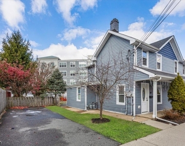 29 Washington St - Photo Thumbnail 1