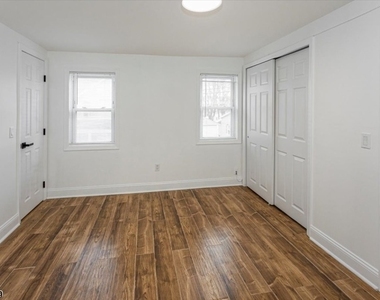 29 Washington St - Photo Thumbnail 17