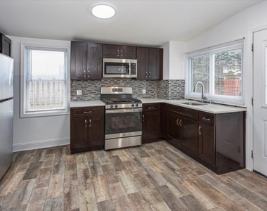29 Washington St - Photo Thumbnail 12