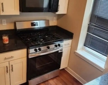 110 N Stockton Street - Photo Thumbnail 1