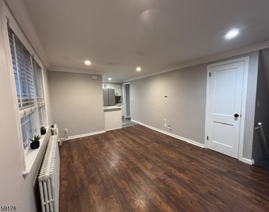 112 Lincoln Park - Photo Thumbnail 7