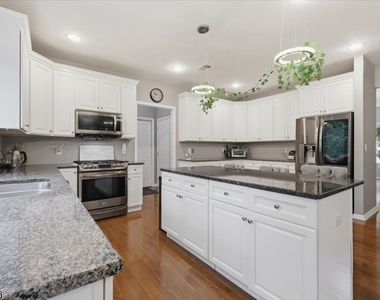 18 Puddingstone Rd - Photo Thumbnail 16
