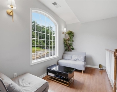 18 Puddingstone Rd - Photo Thumbnail 24