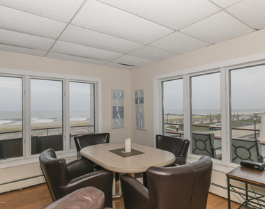 18 Ocean Avenue N - Photo Thumbnail 14