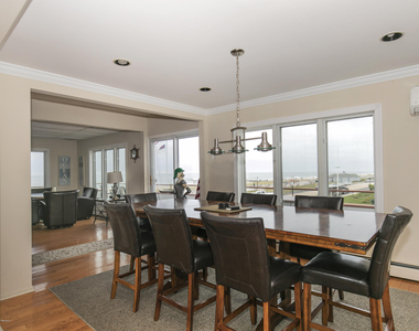 18 Ocean Avenue N - Photo Thumbnail 13