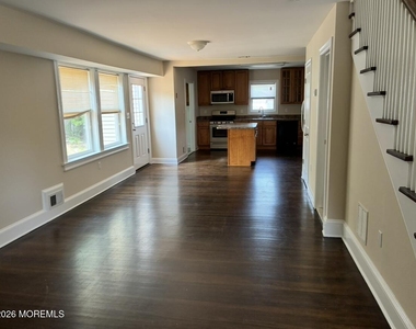 124 Wilson Avenue - Photo Thumbnail 1