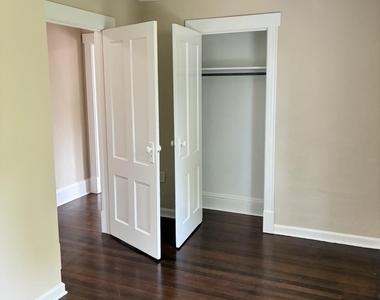 124 Wilson Avenue - Photo Thumbnail 9