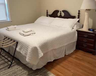 18 Ocean Avenue N - Photo Thumbnail 34