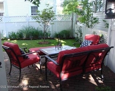 74 Mount Hermon Way - Photo Thumbnail 24