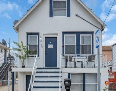 115 Blaine Avenue - Photo Thumbnail 1