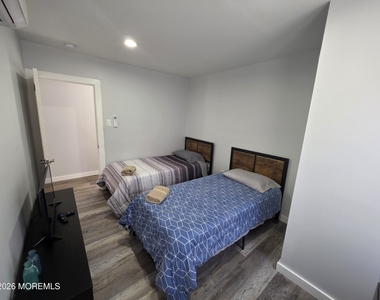 115 Blaine Avenue - Photo Thumbnail 8