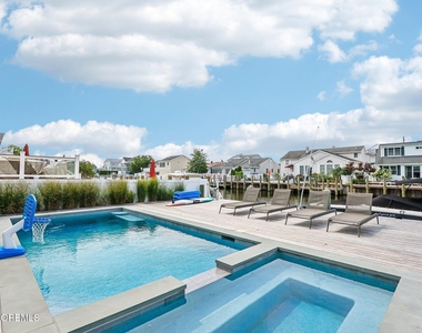 1742 Bay Boulevard - Photo Thumbnail 39