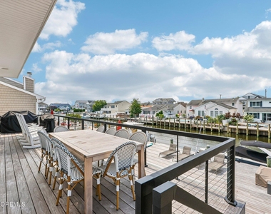 1742 Bay Boulevard - Photo Thumbnail 44