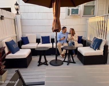 32 Franklin Avenue - Photo Thumbnail 1