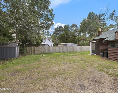 833 Windsor Street - Photo Thumbnail 21