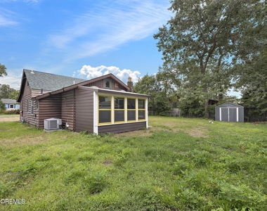 833 Windsor Street - Photo Thumbnail 23