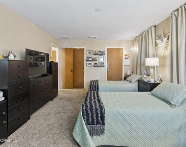 48b Milford Avenue - Photo Thumbnail 9