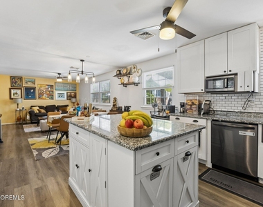 48b Milford Avenue - Photo Thumbnail 10