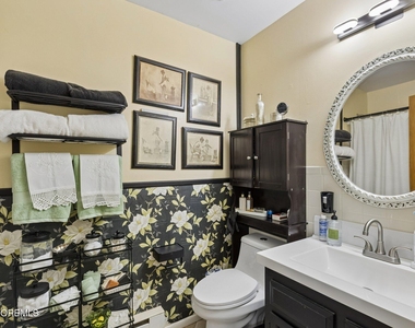 48b Milford Avenue - Photo Thumbnail 14