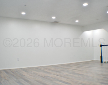 1711 Arthur Street - Photo Thumbnail 10