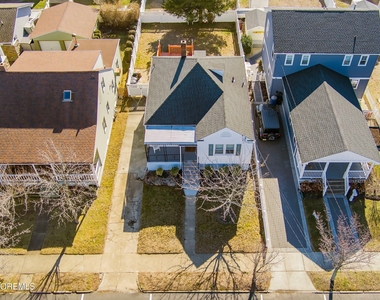 321 16th Avenue - Photo Thumbnail 1