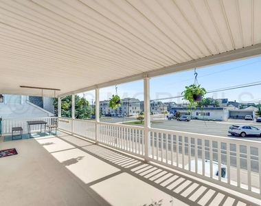 905 Sw Central Avenue - Photo Thumbnail 2