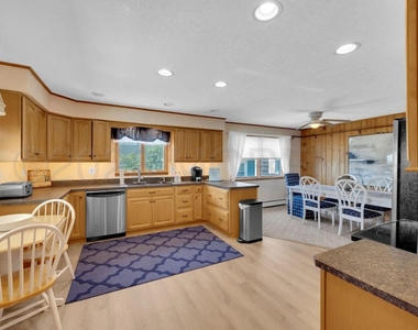 905 Sw Central Avenue - Photo Thumbnail 9