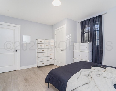1235 Washington Avenue - Photo Thumbnail 5