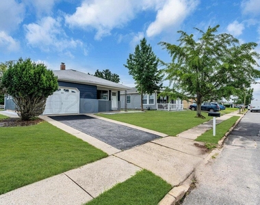 24 Liberta Drive - Photo Thumbnail 25
