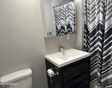 368 Highland Avenue - Photo Thumbnail 8