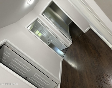 368 Highland Avenue - Photo Thumbnail 7