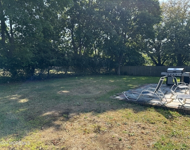 368 Highland Avenue - Photo Thumbnail 12